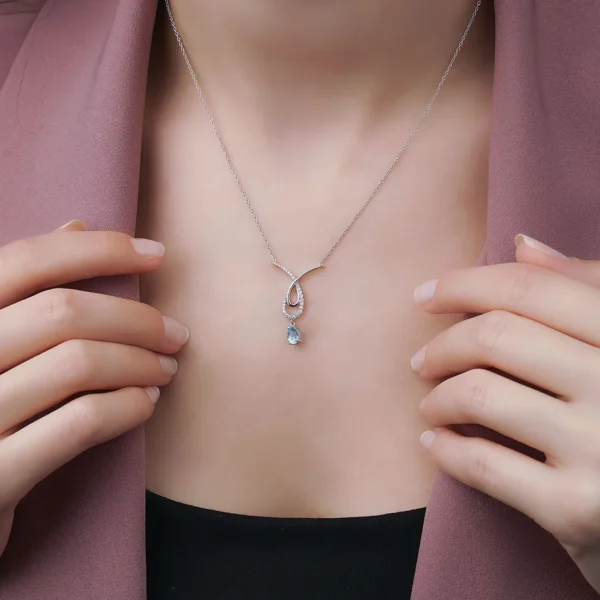 Diamond Blue Topaz Necklace (2)