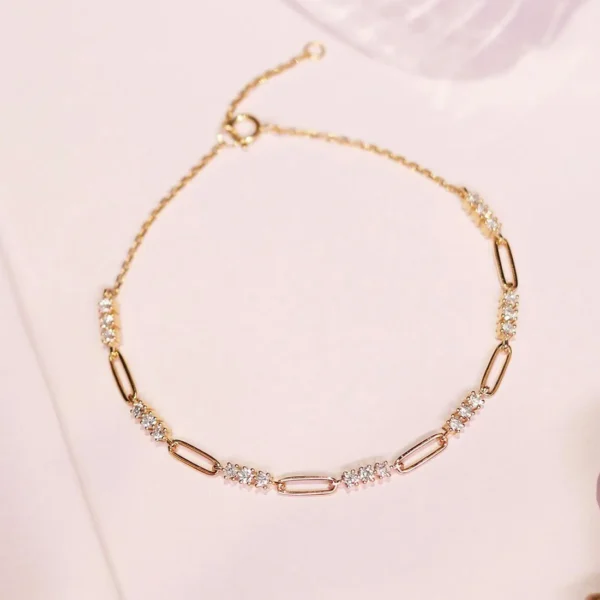 Minimal Design Diamond Bracelet II (2) Minimal Design Diamond Bracelet II (2)