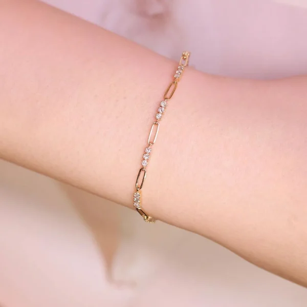 Minimal Design Diamond Bracelet II Minimal Design Diamond Bracelet II