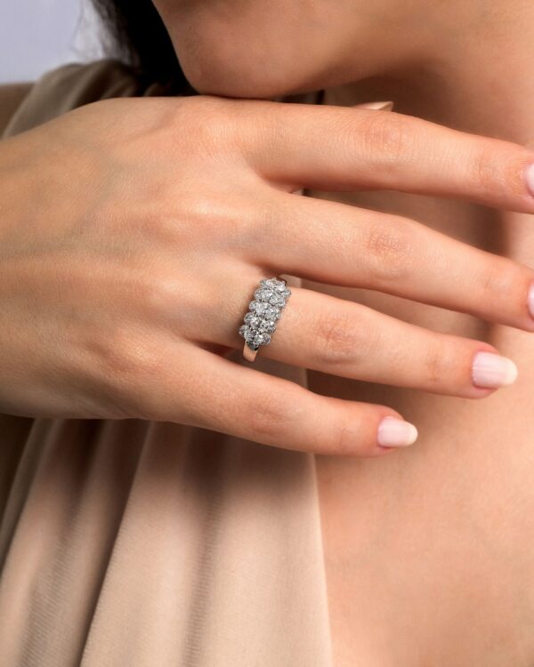 1.10 Carats E Color VS1 Grace Oval Lab Grown Diamond Ring