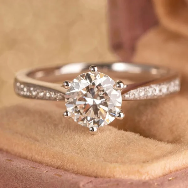 0.85 Carat Diamond Six-Prong Solitaire Ring (2)