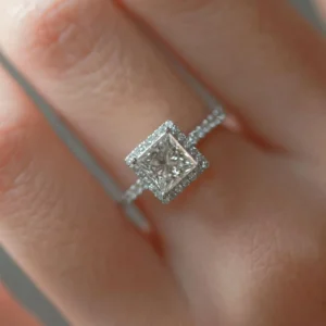 0.90 Carat Princess Cut Square Diamond Solitaire Ring