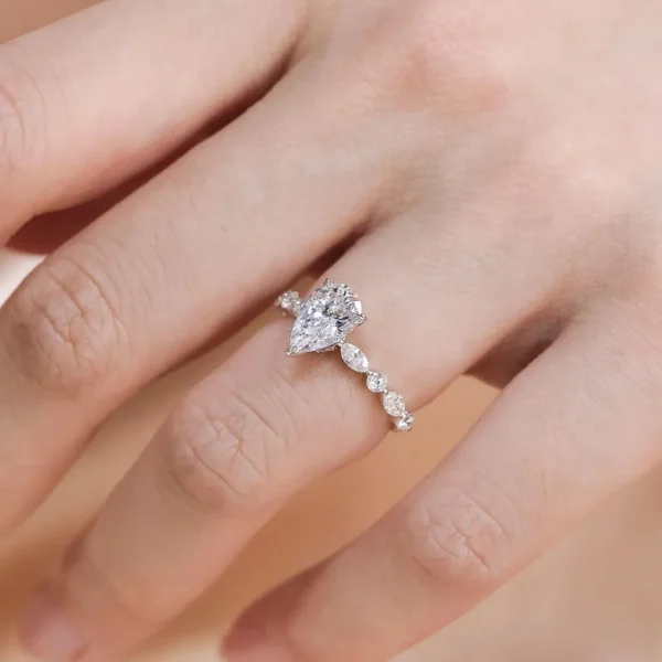 1 Carat Pear-Cut Diamond Solitaire Ring (2) 1 Carat Pear-Cut Diamond Solitaire Ring (2)