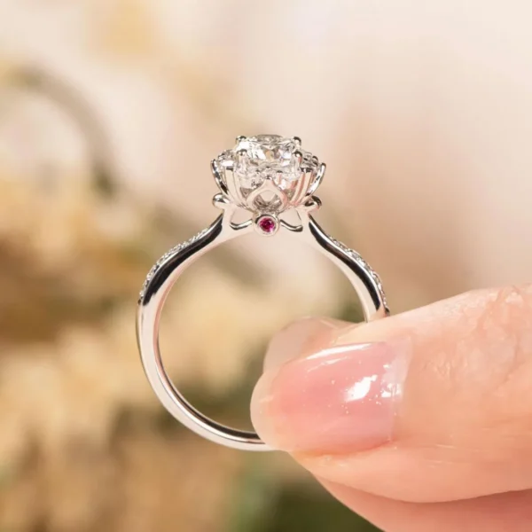 0.70 Carat Vintage Diamond Solitaire Ring (2)