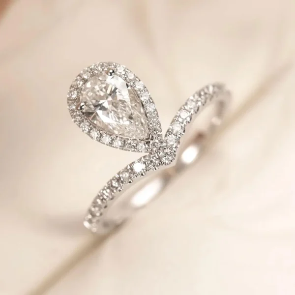 0.80 Carat Pear-Cut Diamond Solitaire Ring