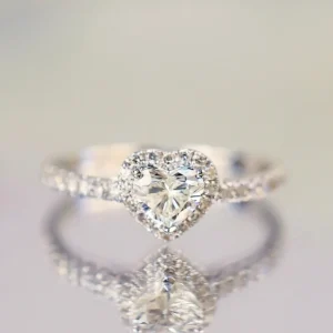 0.90 Carat Heart-Cut Diamond Solitaire Ring