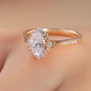 0.90 Carat Vintage Oval-Cut Diamond Solitaire Ring