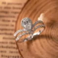 1 Carat Pear-Cut Diamond Solitaire Ring (4)