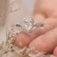 1 Carat Pear-Cut Diamond Solitaire Ring (5)