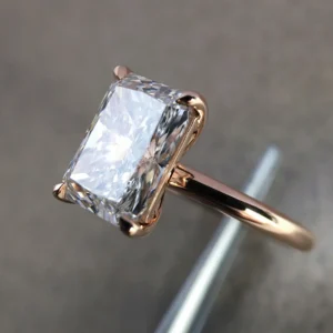 1 Carat Radiant-Cut Diamond Solitaire Ring