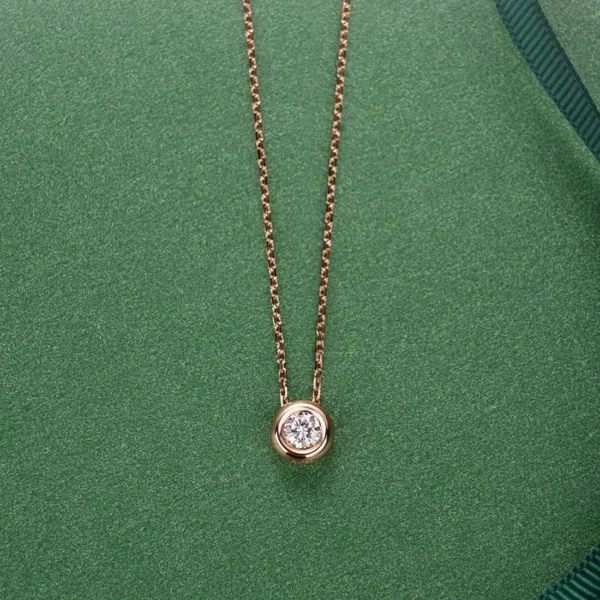 0.25 Carat Diamond Solitaire Necklace (3)