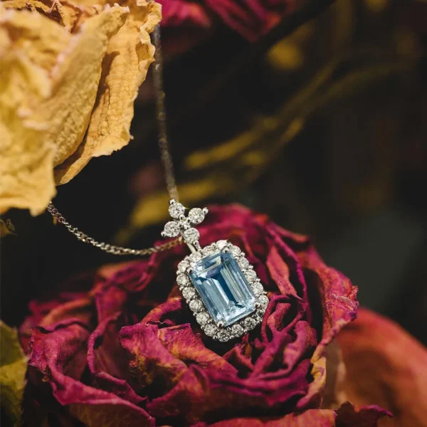 2 Carat Diamond Aquamarine Necklace